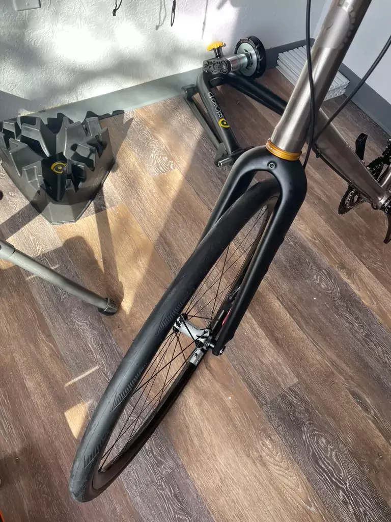 Duro Carbon Fork on Bikes